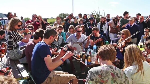 people playing music activities to enjoy in Ireland