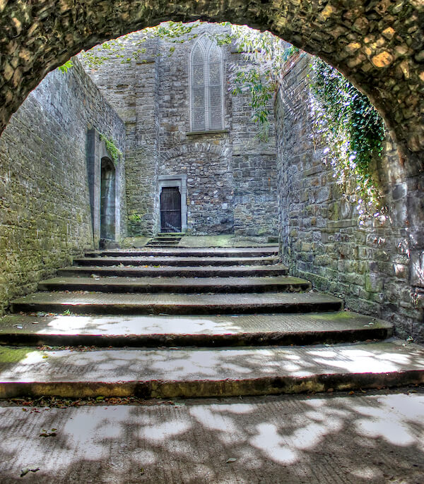 a stone archway 3 days in Dublin