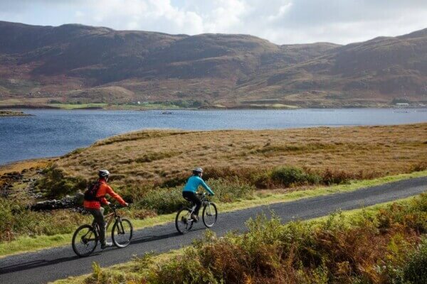 You are currently viewing Cycling in Ireland: 8 Greenways That Inspire