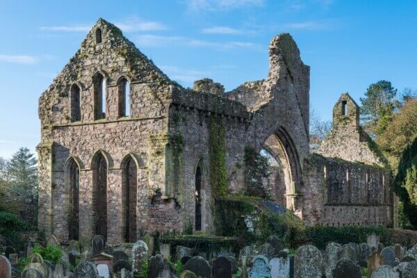 a ruined building best towns and villages in Ireland