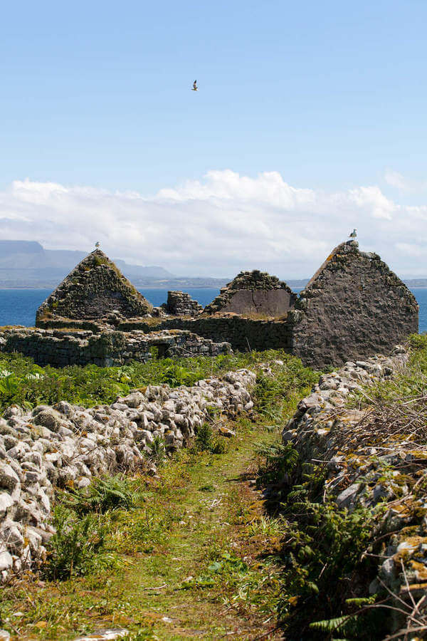 a ruined building Ireland's beautiful islands