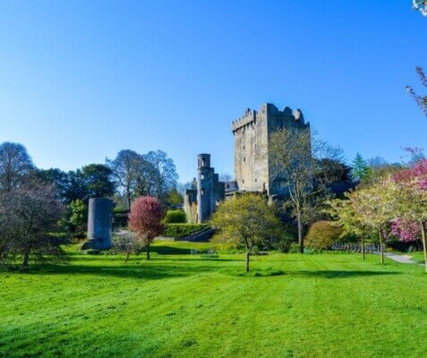 Read more about the article Famous Landmarks from Irish History that Every First-Time Visitor Should See