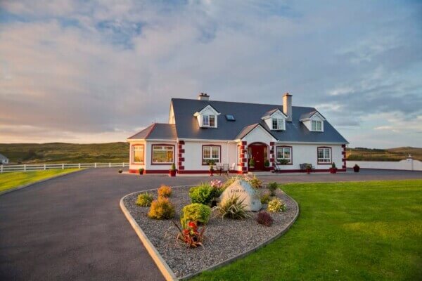 a B&B house in Ireland finding the perfect B&B in Ireland