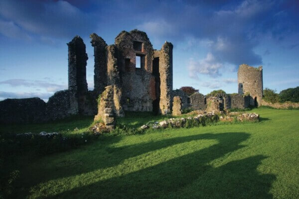 a ruined building what is Fermanagh famous for?