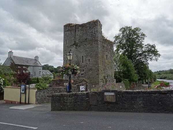 A closer look at Black Castle in Carlow. Photo: Carlow Bill, Creative Commons.