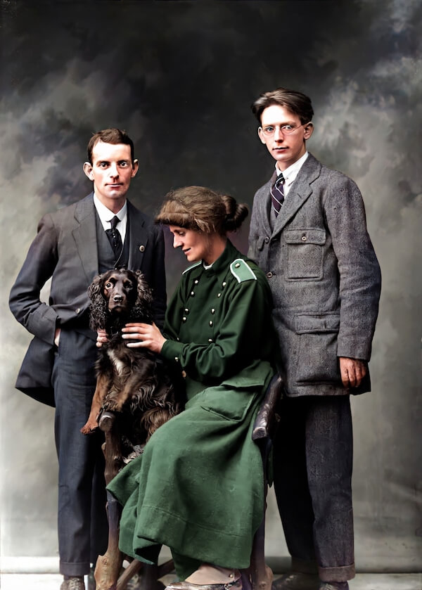 Photo of Countess Constance Markievicz wearing her Irish Citizen Army uniform pictured here with her dog Poppet and Fianna Eireann officers, from left, Thomas McDonald and Theo Fitzgerald. The original photo was taken by Poole Studio. Source: National Library of Ireland.
