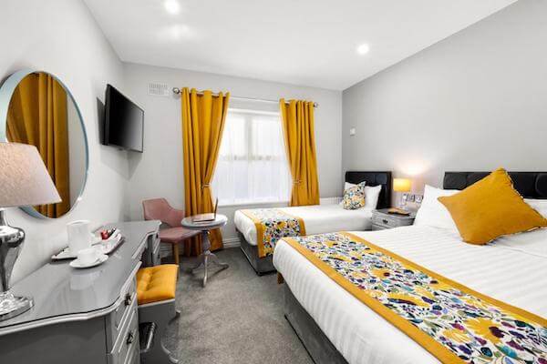 a hotel bedroom Limerick Greenway