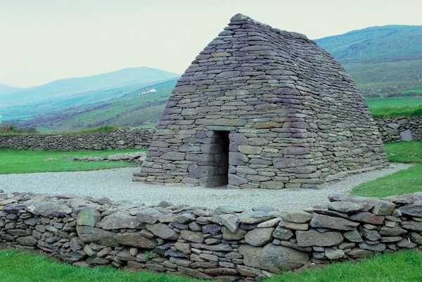 a stone structure with an opening The Dingle Way