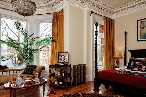 a bedroom 8 heritage hotels in Ireland