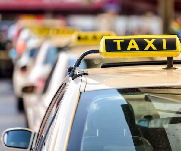 taxis how to plan a vacation to Ireland